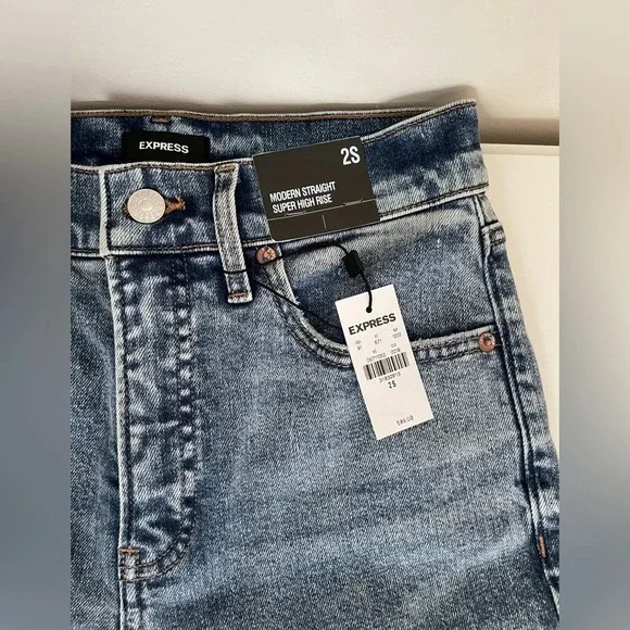 Express Modern Straight Leg Super High Rise Distressed Blue Jeans Women’s 2S NWT - Picture 10 of 14